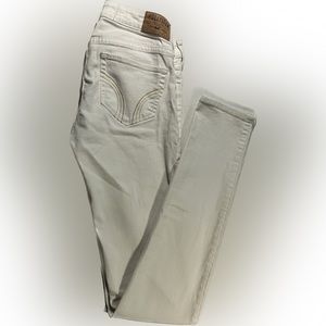 White Hollister Low-Rise Skinny Jeans